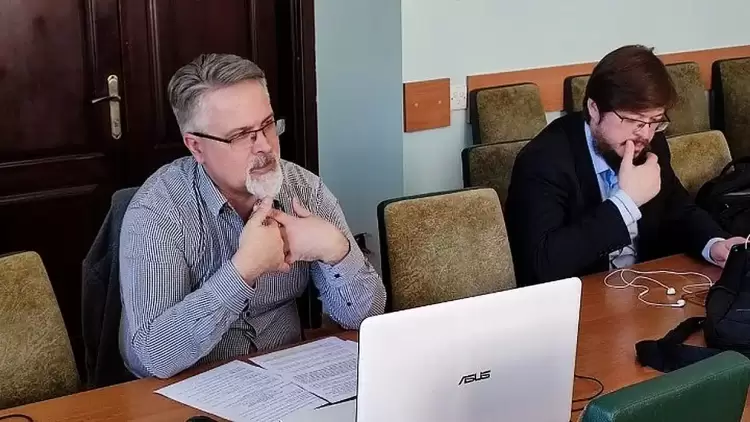 Η ποίηση στα χαρακώματα του ουκρανικού μετώπου – Η περίπτωση του ποιητή Μαξίμ Κριστόβ