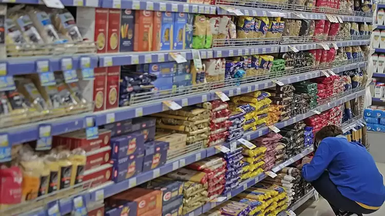 Στα σούπερ μάρκετ ειδικά ταμπελάκια σε 600 προϊόντα με μειωμένες τιμές Στα σούπερ μάρκετ ειδικά ταμπελάκια σε 600 προϊόντα με μειωμένες τιμές