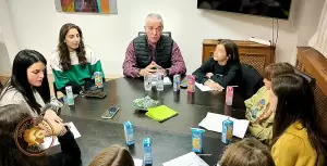 Συνέντευξη του Δημάρχου Αμυνταίου, Ιωάννη Λιάση, σε μαθητές του ΚΔΑΠ AbebablΩm