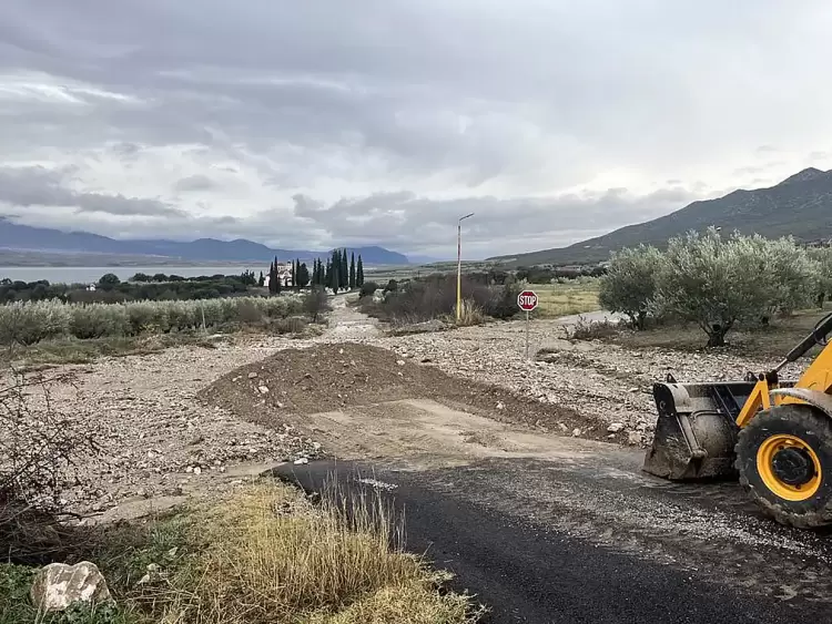 Άμεση ανταπόκριση του Δήμου Σερβίων στις ζημιές από την έντονη βροχόπτωση