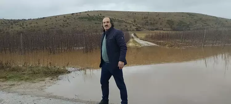 Αποκαταστάθηκε η διέλευση των οχημάτων στο οδικό δίκτυο Φαραγγίου - Έδεσσας Αποκαταστάθηκε η διέλευση των οχημάτων στο οδικό δίκτυο Φαραγγίου – Έδεσσας