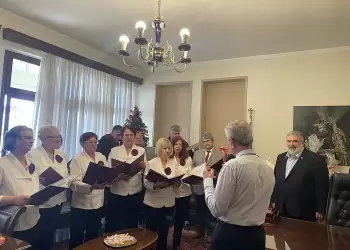 Χριστουγεννιάτικα Κάλαντα στο Δημαρχείο Πτολεμαϊδας