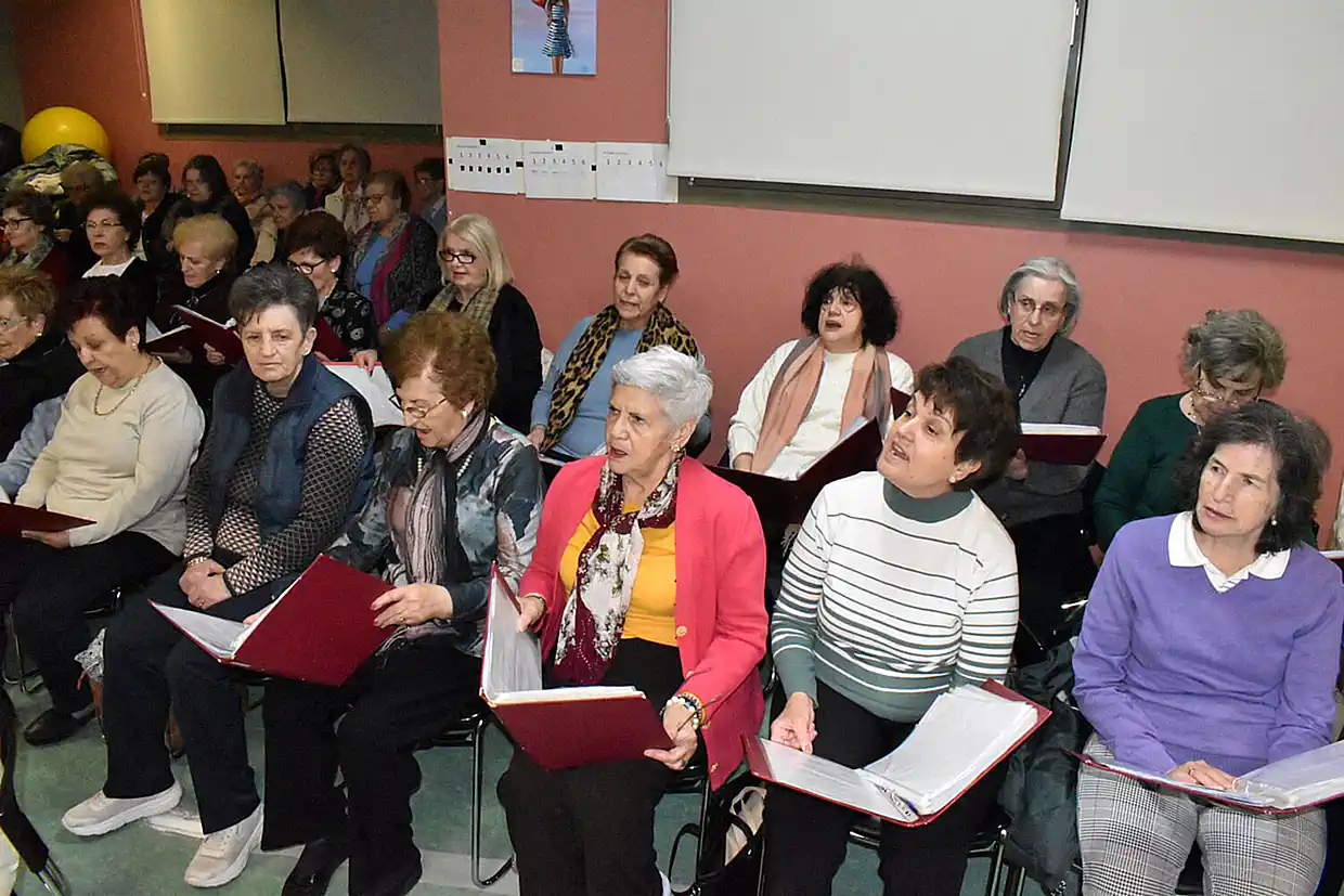 Δίπλα στους «Ταξιδευτές της Ελπίδας» το ΚΑΠΗ του Δήμου Κοζάνης Δίπλα στους «Ταξιδευτές της Ελπίδας» το ΚΑΠΗ του Δήμου Κοζάνης