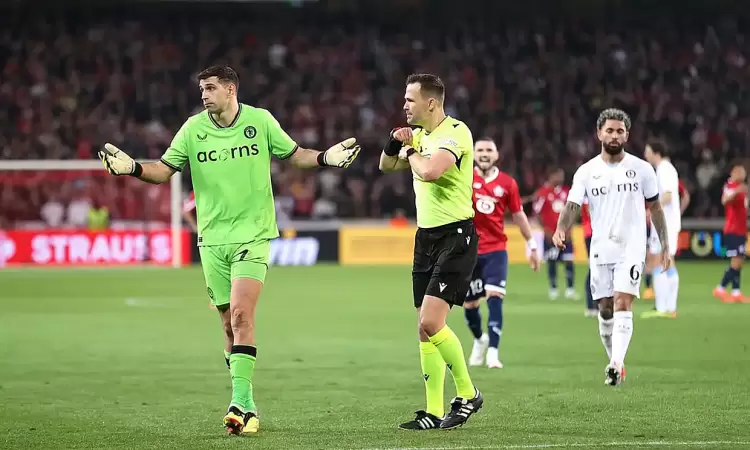 Έρχεται νέος κανονισμός για τις καθυστερήσεις: Θα δίνεται κόρνερ εάν οι τερματοφύλακες κρατούν την μπάλα περισσότερο από 8’’ Έρχεται νέος κανονισμός για τις καθυστερήσεις: Θα δίνεται κόρνερ εάν οι τερματοφύλακες κρατούν την μπάλα περισσότερο από 8’’