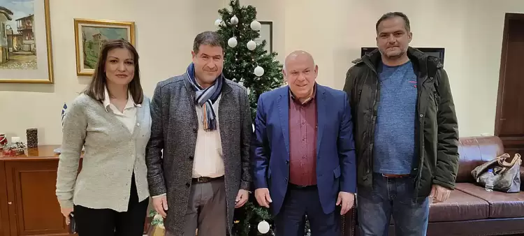 Εθιμοτυπική συνάντηση του Δημάρχου Γρεβενών, Κυριάκου Ταταρίδη με τον Βουλευτή Γρεβενών, Θανάση Σταυρόπουλο.