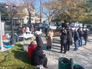 Γεύτηκαν τσιγαρίδες στην Καισαρειά Γεύτηκαν τσιγαρίδες στην Καισαρειά…