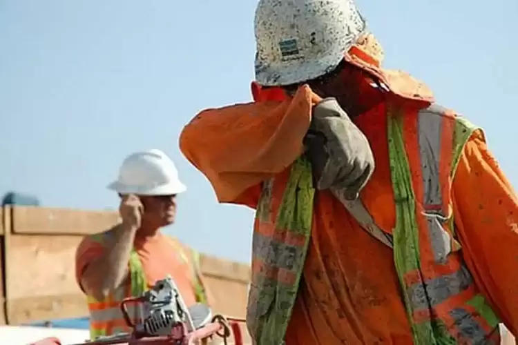 Η κυβέρνηση και οι επιχειρηματικοί όμιλοι έχουν σχεδιάσει οι εργαζόμενοι να μην έχουν ζωή