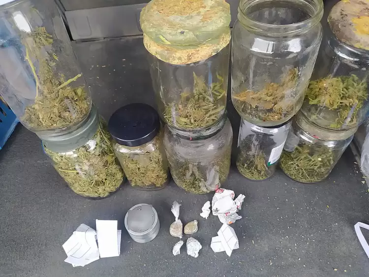 Συνελήφθη 54χρονος για κατοχή ακατέργαστης κάνναβης και κοκαΐνης, σε περιοχή της Φλώρινας