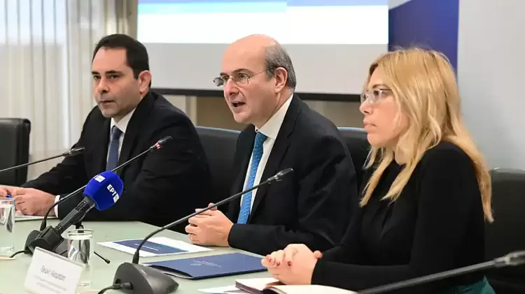 Τράπεζες: Από τα μέσα Ιανουαρίου η εφαρμογή των νέων μέτρων και ο μηδενισμός των χρεώσεων – Ο νέος χάρτης των προμηθειών