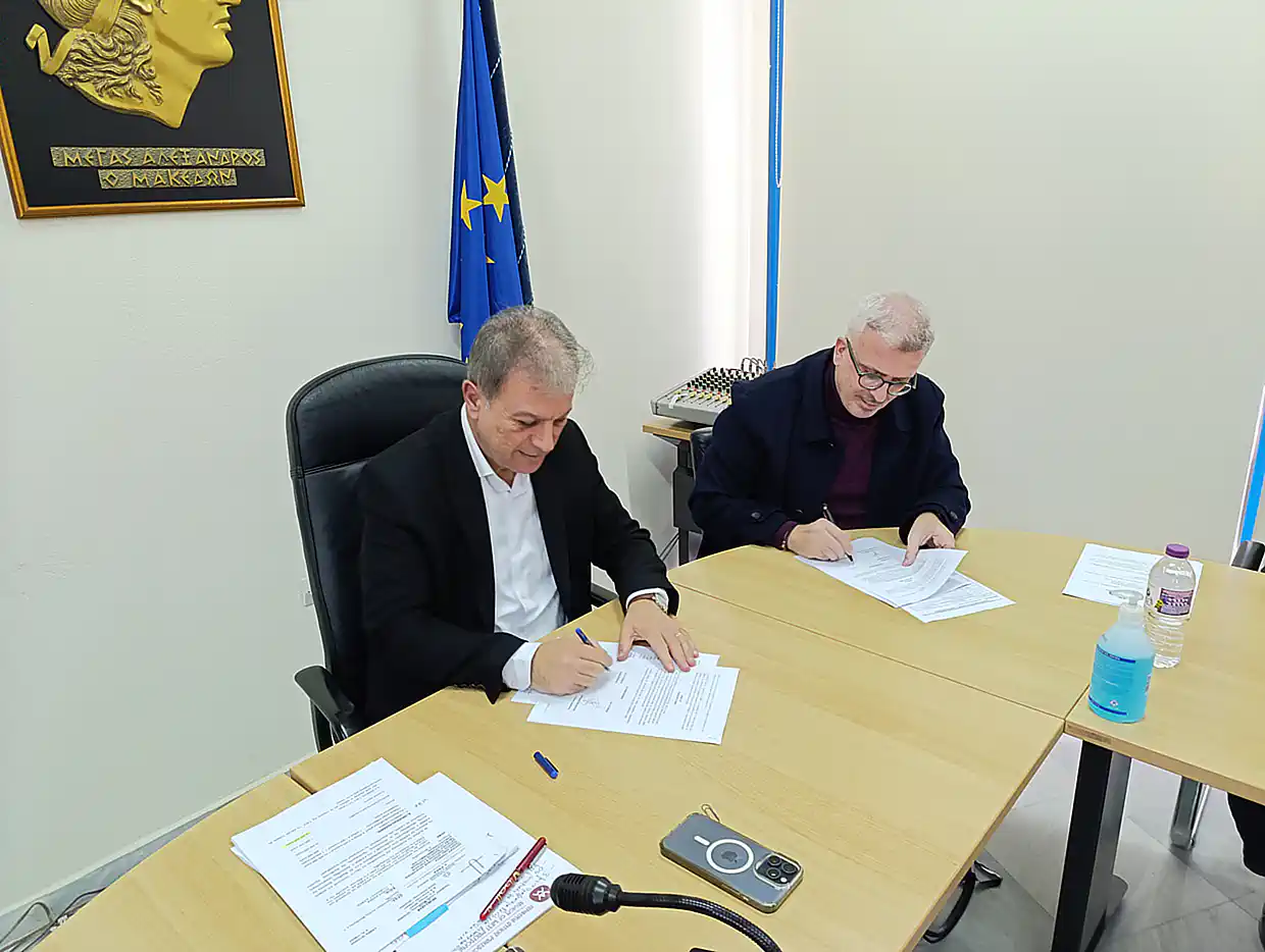 Έλεγχος στατικής επάρκειας και αναβάθμιση της Υψηλής Γέφυρας Σερβίων της Π.Ε. Κοζάνης Υπεγράφη η σύμβαση για τον έλεγχο στατικής επάρκειας και αναβάθμισης της Υψηλής Γέφυρας Σερβίων της Π.Ε. Κοζάνης