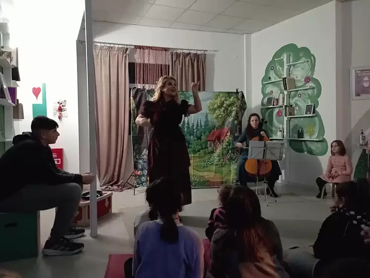 Αφήγηση παραμυθιών από τη Βάγια Λαμπροπούλου – Παραμύθι θα “αρχινήσει…”