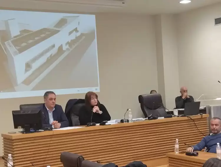 Δημοτικό συμβούλιο Κοζάνης: Θα “καίει” η τηλεθέρμανση… ; Δημοτικό συμβούλιο Κοζάνης: Θα “καίει” η τηλεθέρμανση… ;