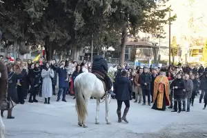 Επέστρεψαν οι καβαλάρηδες του Κρόκου, απο Ζάβορδα Επέστρεψαν οι καβαλάρηδες του Κρόκου, απο Ζάβορδα