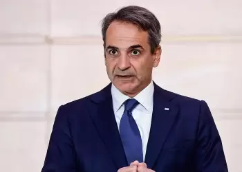 Στο Κάιρο ο Μητσοτάκης για την τριμερή Ελλάδας Κύπρου Αιγύπτου