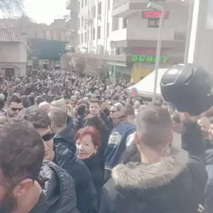 Χιλιάδες κόσμου στην Κοζάνη στο συλλαλητήριο για τα Τέμπη (εικόνες και βίντεο) Χιλιάδες κόσμου στην Κοζάνη στο συλλαλητήριο για τα Τέμπη (συνεχής ενημέρωση με εικόνες και βίντεο)