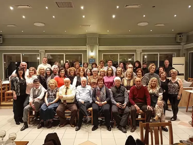 Μετά από χρόνια αντάμωσαν οι απόφοιτοι του 4ου Γενικού Λυκείου Κοζάνης του έτους 1984! (εικόνες) Μετά από χρόνια αντάμωσαν οι απόφοιτοι του 4ου Γενικού Λυκείου Κοζάνης του έτους 1984!