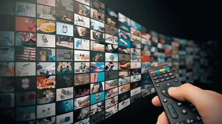 Ελλάδα: Βαριά πρόστιμα για τους χρήστες «πειρατικών» συνδρομητικών καναλιών (streaming) με νέο νόμο Ελλάδα: Έρχονται βαριά πρόστιμα για τους χρήστες «πειρατικών» συνδρομητικών καναλιών με νέο νόμο