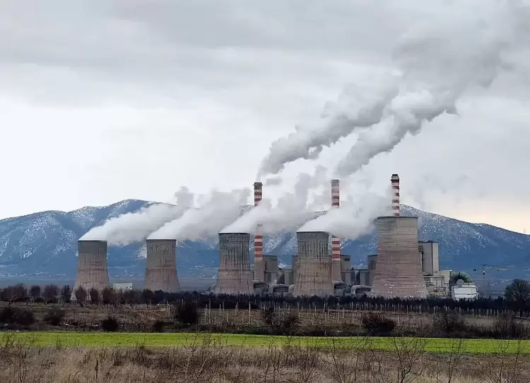 Ελλιπής η τροφοδοσία της τηλεθέρμανσης Κοζάνης από τον ΑΗΣ Αγ. Δημητρίου Ελλιπής η τροφοδοσία της τηλεθέρμανσης Κοζάνης από τον ΑΗΣ Αγ. Δημητρίου