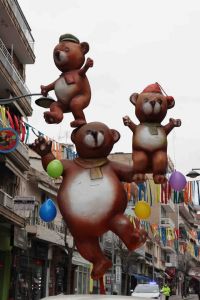 Κοζάνη – Πρωί Κυριακής: Πρωταγωνιστές οι μικροί καρνάβαλοι…