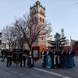 Στους ρυθμούς του έντεκα ο Εκπολιτιστικός Σύλλογος Πορταριάς "Το Ορμίνιο" και ο Πολιτιστικός Όμιλος Φιλύρας Στους ρυθμούς του έντεκα ο Εκπολιτιστικός Σύλλογος Πορταριάς “Το Ορμίνιο” και ο Πολιτιστικός Όμιλος Φιλύρας