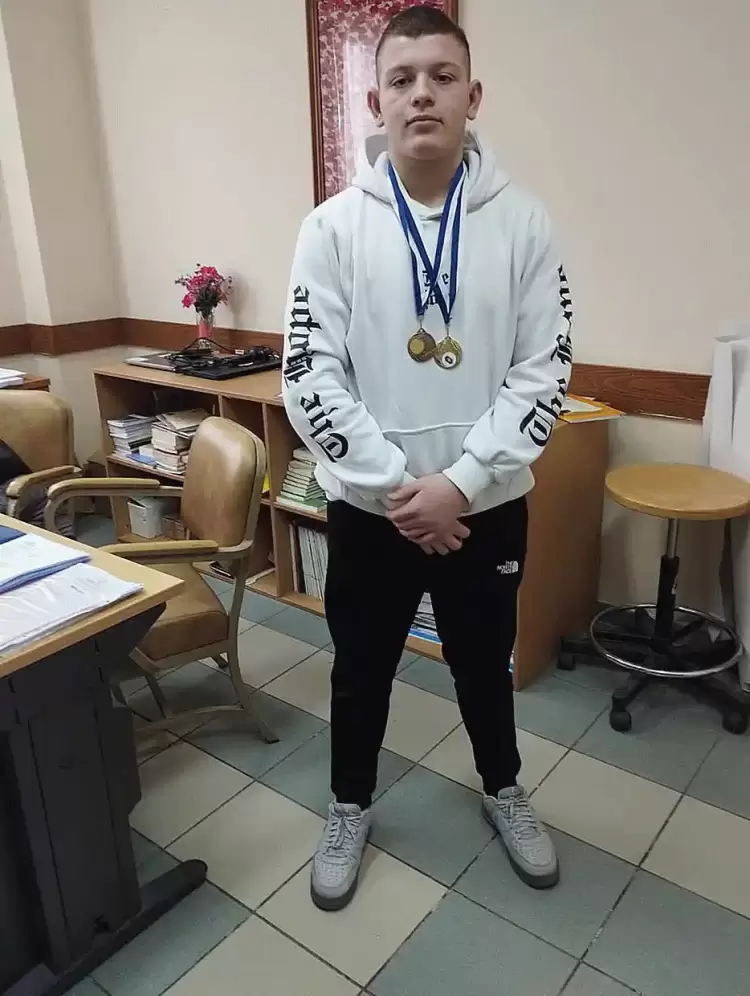 Συγχαρητήριο μήνυμα Δημάρχου Αμύνταιου προς τον μαθητή της Α’ Τάξης του Γενικού Λυκείου Αμυνταίου, Βαλάντη Ντίνε Συγχαρητήριο μήνυμα Δημάρχου Αμύνταιου προς τον μαθητή της Α’ Τάξης του Γενικού Λυκείου Αμυνταίου, Βαλάντη Ντίνε