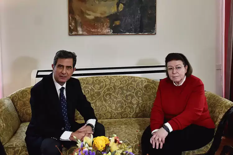 Συνάντηση εργασίας του ΥΜΑΘ Κωνσταντίνου Π. Γκιουλέκα με την Υπουργό Πολιτισμού Λίνα Μενδώνη Συνάντηση εργασίας του ΥΜΑΘ Κωνσταντίνου Π. Γκιουλέκα με την Υπουργό Πολιτισμού Λίνα Μενδώνη