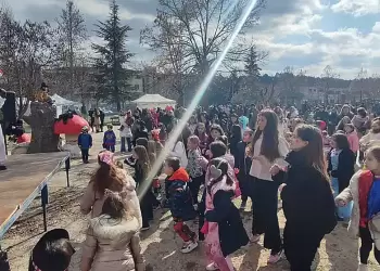 Τσ’ Απουκράς Μαν’Τάρα 2025:  «Τσικνοπέμπτη στο Πάρκο των Μανιταριών»