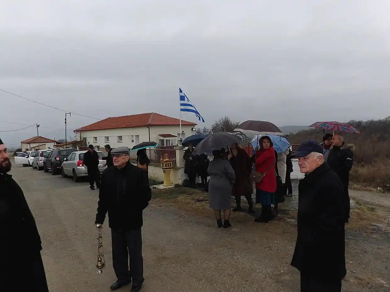 Υποδοχή των Ιερών λειψάνων του Αγίου Νικάνορα στην Κερασιά Κοζάνης Υποδοχή των Ιερών λειψάνων του Αγίου Νικάνορα στην Κερασιά Κοζάνης