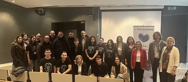 2ο ΕΠΑ.Λ. Κοζάνης: «fake News στην Ευρώπη, Ψάξε την Αλήθεια»