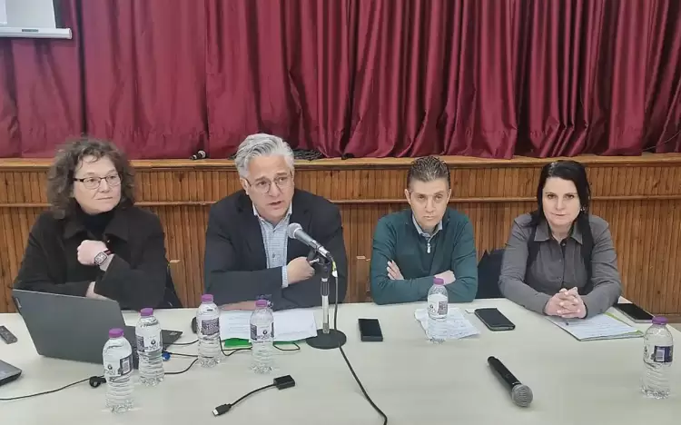 Αγώνας με κάθε μέσο για την αποτροπή της Περιβαλλοντικής καταστροφής της Γαλατινής από τα φωτοβολταϊκά Αγώνας με κάθε μέσο για την αποτροπή της Περιβαλλοντικής καταστροφής της Γαλατινής από τα Φωτοβολταϊκά