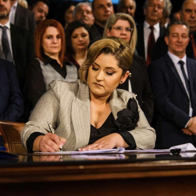 Δεν μπορώ να αδιαφορήσω στις τακτικές Μεσαίωνα εν έτη 2025