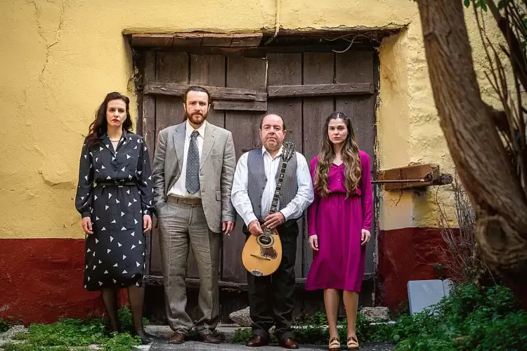 ΔΗΠΕΘΕ Κοζάνης: “Τρεις στο Ρε και μια πενιά…” ΔΗΠΕΘΕ Κοζάνης: “Τρεις στο Ρε και μια πενιά…”