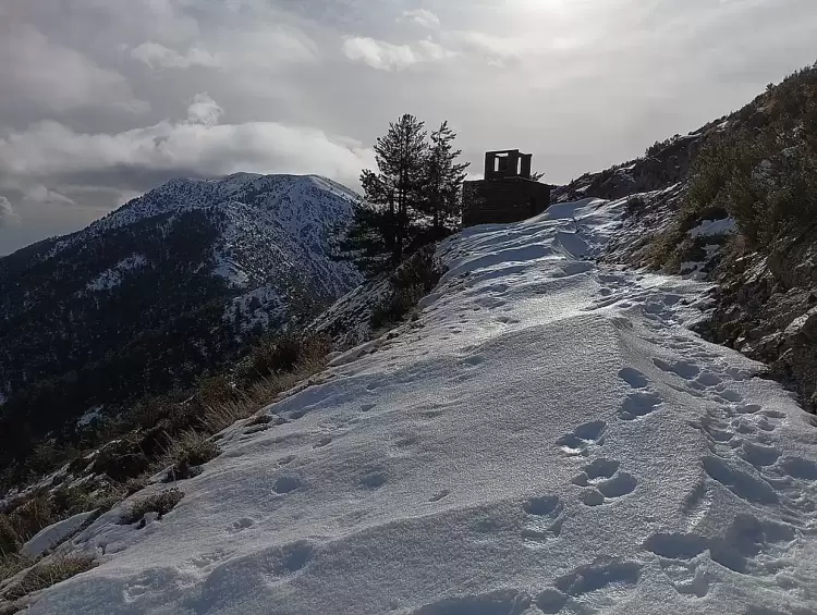 Ο Ε.Ο.Σ. Κοζάνης διοργανώνει εξόρμηση στον Μπούρινο Ο Ε.Ο.Σ. Κοζάνης διοργανώνει εξόρμηση στον Μπούρινο