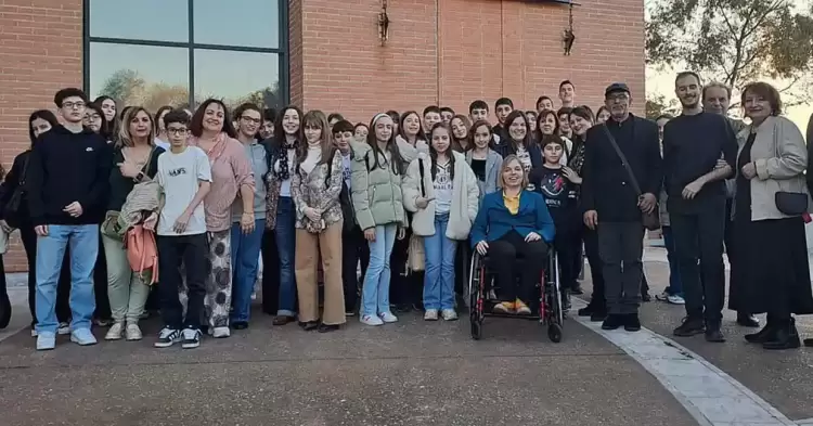 Εκπαιδευτική Εκδρομή του Δημοτικού Ωδείου Κοζάνης στο Μέγαρο Μουσικής Θεσσαλονίκης Εκπαιδευτική Εκδρομή του Δημοτικού Ωδείου Κοζάνης στο Μέγαρο Μουσικής Θεσσαλονίκης