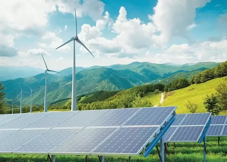 Η Ελλάδα ηγέτης στην καθαρή ενέργεια με ραγδαία ανάπτυξη των ΑΠΕ