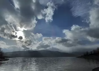 Ο καιρός σε Κοζάνη και Δυτική Μακεδονία σήμερα Κυριακή, 02 Μαρτίου 2025: Αραιές νεφώσεις με τοπικές βροχές