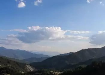 Ο καιρός σε Κοζάνη και Δυτική Μακεδονία σήμερα Σάββατο, 08 Μαρτίου 2025: Γενικά αίθριος με αραιές νεφώσεις