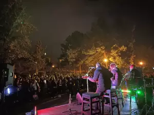 Με επιτυχία ολοκληρώθηκε η συναυλία των φορέων αφιερωμένη στα θύματα του εγκλήματος των Τεμπών Με επιτυχία ολοκληρώθηκε η συναυλία των φορέων αφιερωμένη στα θύματα του εγκλήματος των Τεμπών