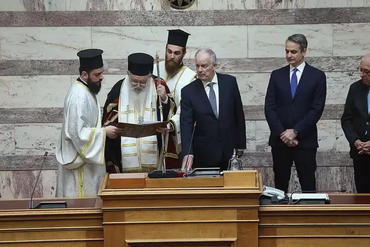 Ορκίστηκε ο K. Τασούλας νέος Πρόεδρος της Δημοκρατίας Ορκίστηκε ο K. Τασούλας νέος Πρόεδρος της Δημοκρατίας