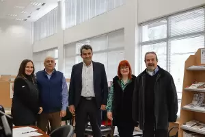 Παράδοση 7 ολοκληρωμένων συστημάτων Η/Υ στο Πανεπιστήμιο Δυτικής Μακεδονίας – Παράρτημα Καστοριάς Παράδοση 7 ολοκληρωμένων συστημάτων Η/Υ στο Πανεπιστήμιο Δυτικής Μακεδονίας – Παράρτημα Καστοριάς