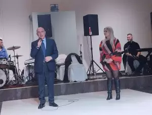 Στάση… για τον ετήσιο χορό του ΚΤΕΛ Κοζάνης…