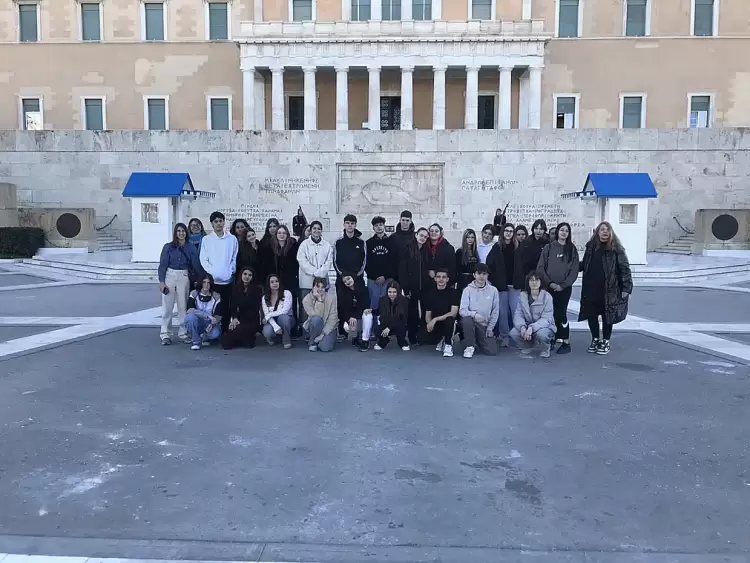 Στη Βουλή των Ελλήνων μαθητές του Καλλιτεχνικού Γυμνασίου Κοζάνης