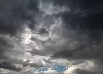 Τι καιρό θα κάνει σε Κοζάνη και Δυτική Μακεδονία σήμερα Δευτέρα, 17 Μαρτίου 2025: Νεφώσεις με πρόσκαιρες τοπικές βροχές