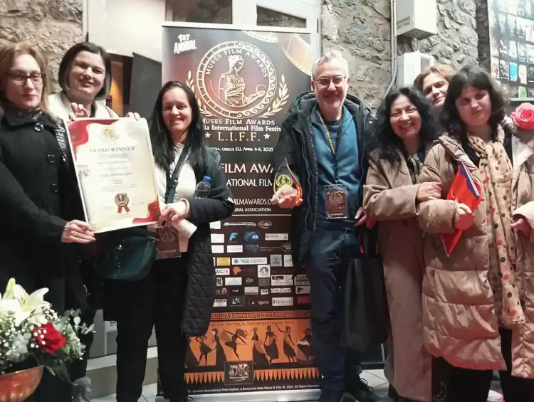 Tα “Νήματα” που έγιναν ταινία Tα “Νήματα” που έγιναν ταινία