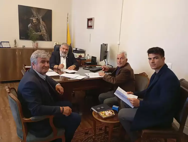 Ανακατασκευή αύλειων χώρων σχολικών μονάδων Δήμου Εορδαίας Ανακατασκευή αύλειων χώρων σχολικών μονάδων Δήμου Εορδαίας