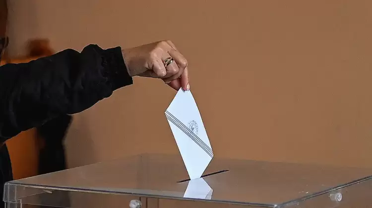 Δημοσκόπηση Marc: Πάνω από τα ποσοστά των ευρωεκλογών η ΝΔ - Καθαρά δεύτερη η Πλεύση Ελευθερίας (πίνακες) Δημοσκόπηση Marc: Πάνω από τα ποσοστά των ευρωεκλογών η ΝΔ – Καθαρά δεύτερη η Πλεύση Ελευθερίας (πίνακες)