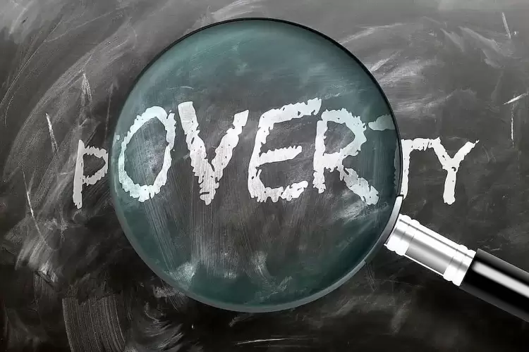 Δυστυχώς… φτωχύναμε: Πώς εξηγείται η άνοδος του δείκτη φτώχειας της ΕΛΣΤΑΤ Δυστυχώς… φτωχύναμε: Πώς εξηγείται η άνοδος του δείκτη φτώχειας της ΕΛΣΤΑΤ