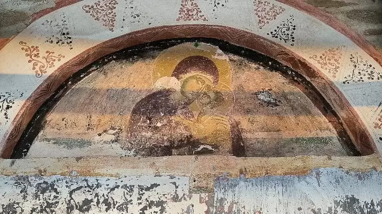 Έλληνες Βυζαντινολόγοι συνεργάζονται για την αναστήλωση σημαντικού βυζαντινού μνημείου στη Βόρεια Μακεδονία Έλληνες Βυζαντινολόγοι συνεργάζονται για την αναστήλωση σημαντικού βυζαντινού μνημείου στη Βόρεια Μακεδονία