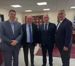 Κυριάκος Μητσοτάκης από Κοζάνη: "Φιλοδοξούμε να γίνει η Δυτική Μακεδονία πόλος ανάπτυξης" (εικόνες) Κυριάκος Μητσοτάκης: “Φιλοδοξούμε να γίνει η Δυτική Μακεδονία πόλος ανάπτυξης”