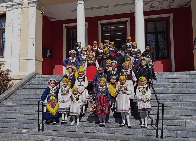 Οι Λαζαρίνες της Αγίας Παρασκευής στο Δημοτικό Σχολείο Χ. Μούκας στην Κοζάνη